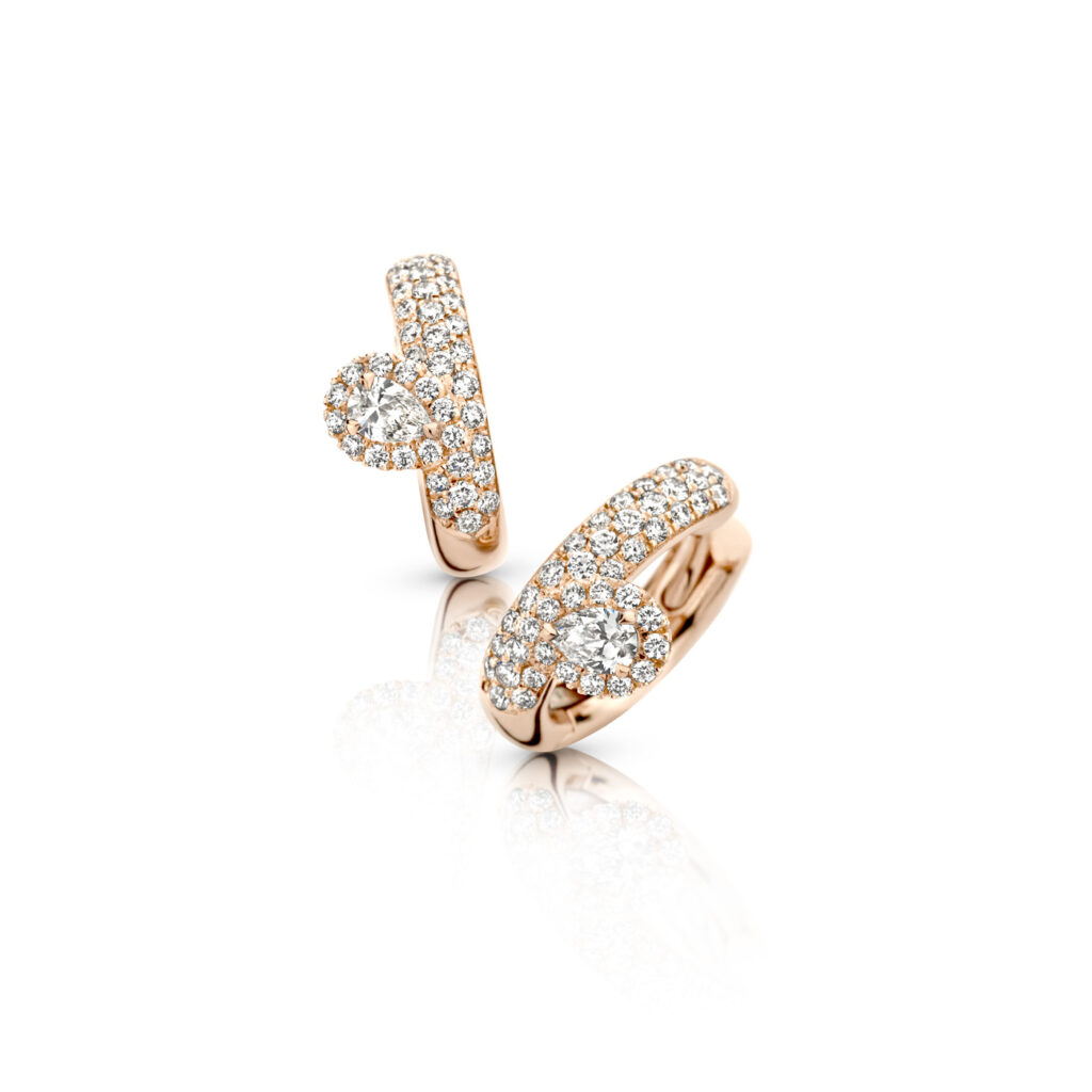 18K Gold and Diamond earrings
Carat: 0,68 ct, natural diamonds, quality FG/VS. Made in Belgium



Model: 6019



Personalize your creation
Enjoy our complimentary engraving service.